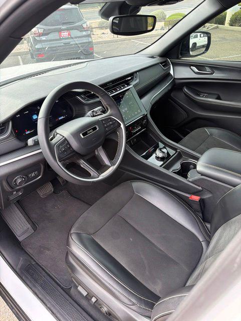 2023 Jeep Grand Cherokee Altitude 4x4