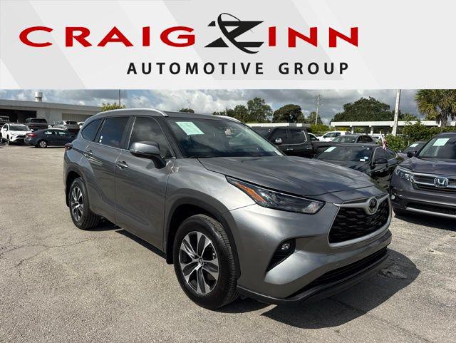 2025 Toyota Highlander XLE for sale in Hollywood, FL