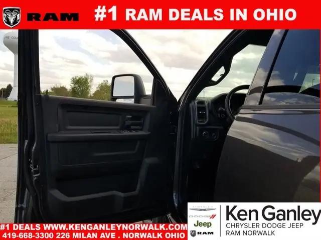 2026 Ram 3500 Tradesman Crew Cab 4x4 8' Box