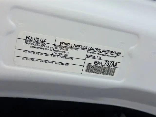 2025 Ram 1500 Laramie Crew Cab 4x4 5'7" Box