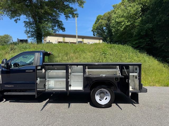2023 Ford F-450 R/C 4WD Diesel 11Service Body