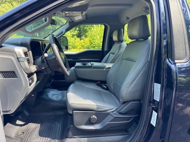 2023 Ford F-450 R/C 4WD Diesel 11Service Body