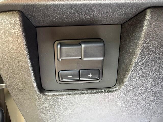 2025 GMC Canyon 4WD AT4