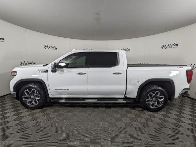 2024 GMC Sierra 1500 4WD Crew Cab Short Box SLT