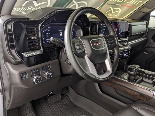 2024 GMC Sierra 1500 4WD Crew Cab Short Box SLT
