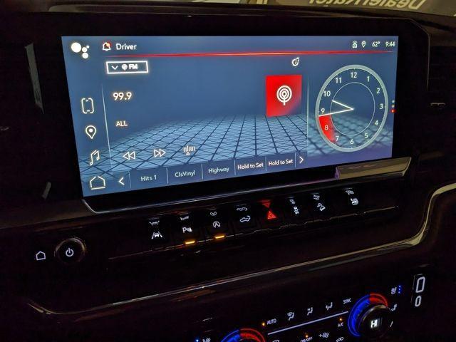 2024 GMC Sierra 1500 4WD Crew Cab Short Box SLT