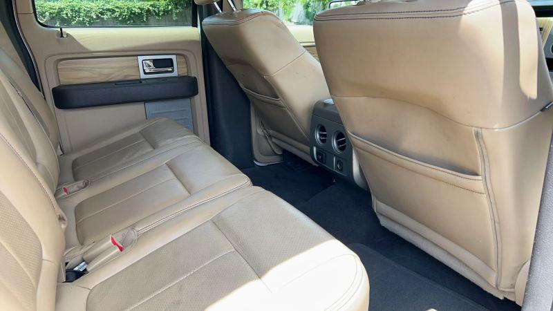 2011 Ford F-150 LARIAT