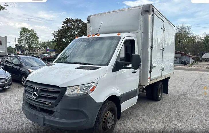2021 Mercedes-Benz Sprinter 3500XD Chassis Standard Roof I4