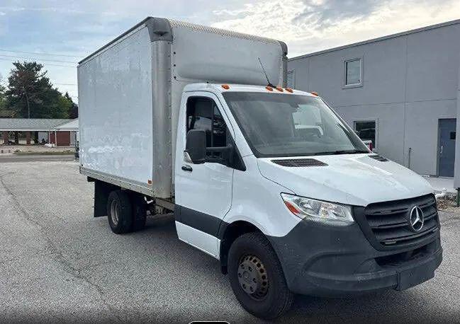 2021 Mercedes-Benz Sprinter 3500XD Chassis Standard Roof I4
