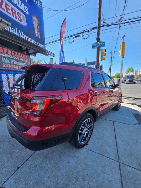 2018 Ford Explorer Sport