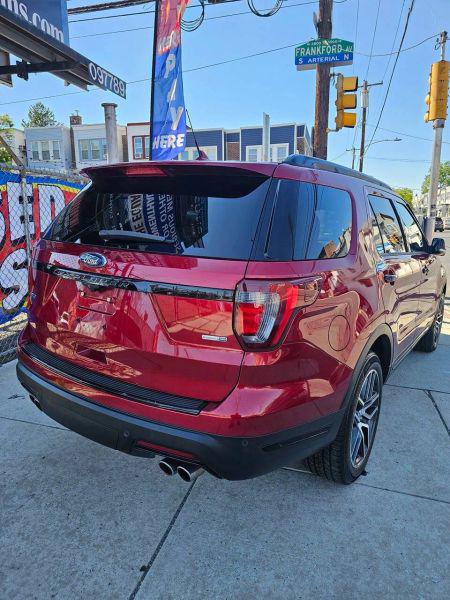 2018 Ford Explorer Sport
