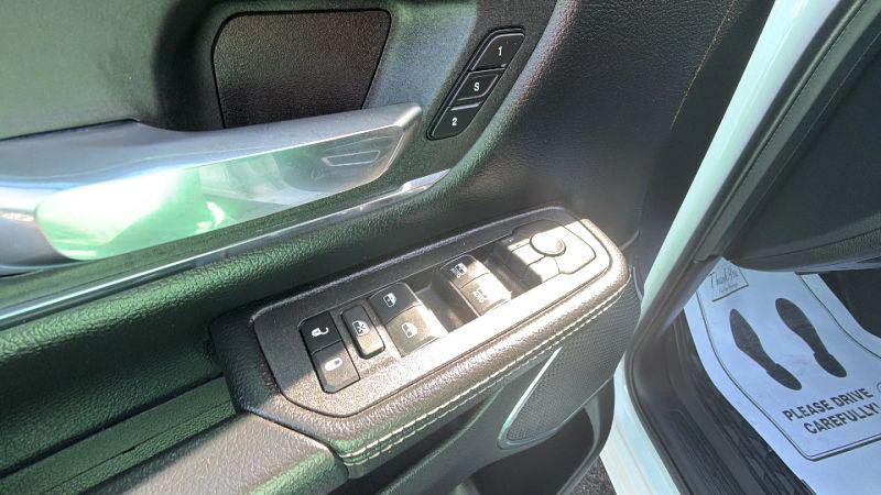 2025 Ram 1500 Laramie Crew Cab 4x4 5'7" Box