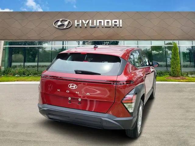 2025 Hyundai Kona SE