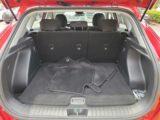 2025 Hyundai Kona SE