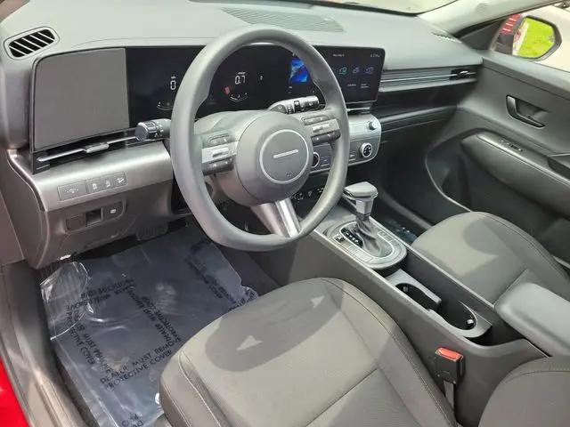 2025 Hyundai Kona SE
