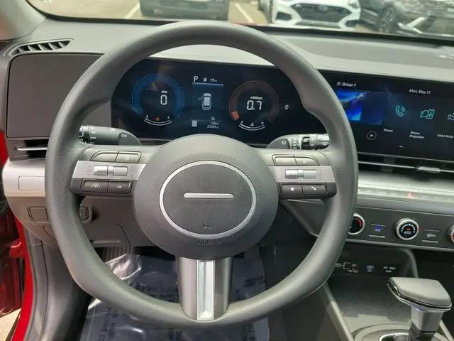 2025 Hyundai Kona SE