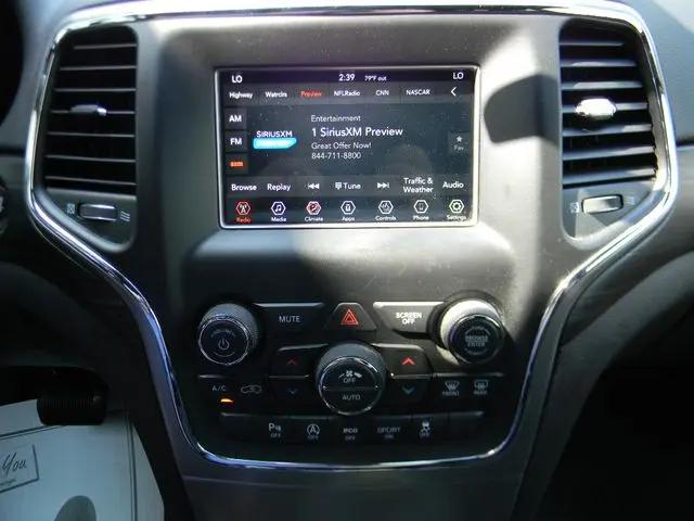 2021 Jeep Grand Cherokee Laredo E 4x4