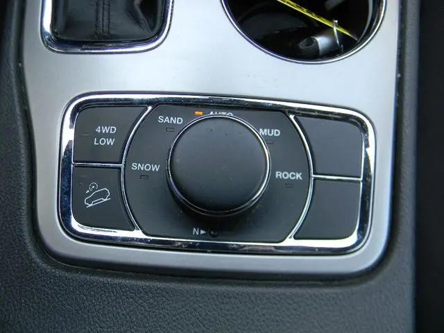 2021 Jeep Grand Cherokee Laredo E 4x4