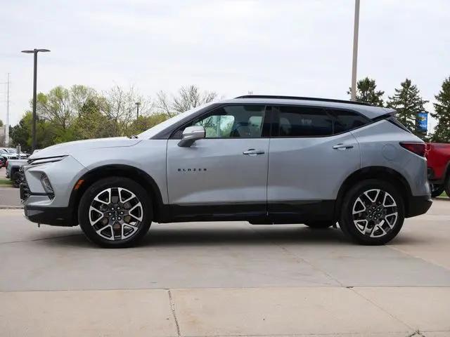 2025 Chevrolet Blazer AWD RS