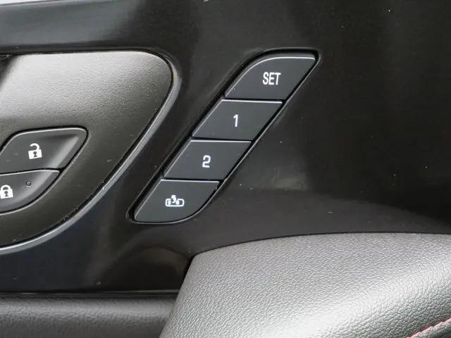 2025 Chevrolet Blazer AWD RS