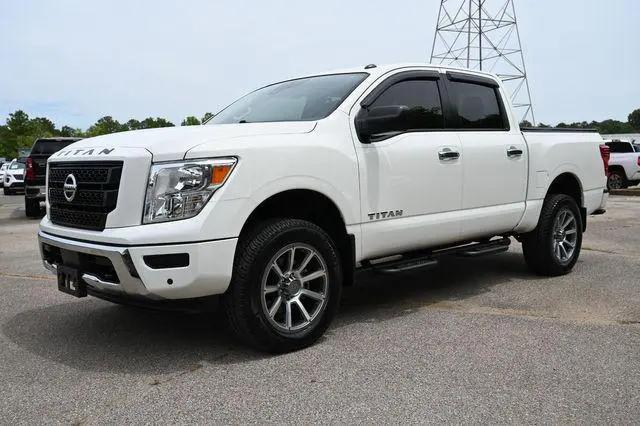 2021 Nissan Titan Crew Cab SV 4x4 for sale in Memphis, TN