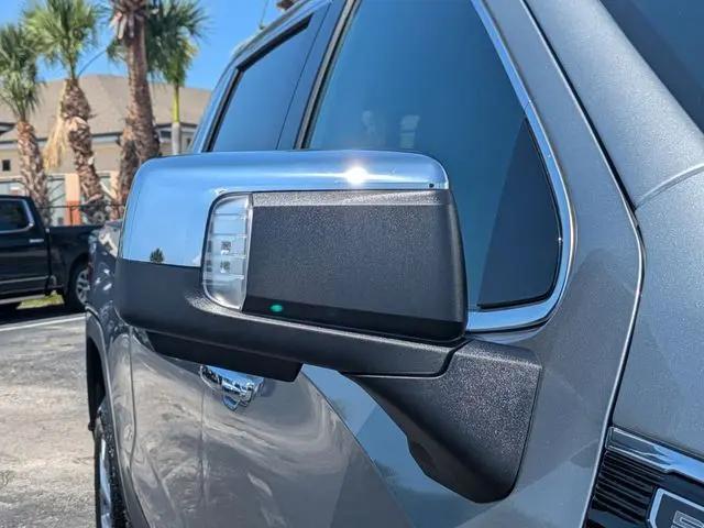 2026 GMC Sierra 1500 Crew Cab, Short Bed, SLT, 4WD