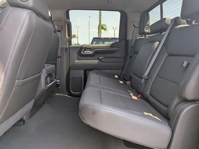 2026 GMC Sierra 1500 Crew Cab, Short Bed, SLT, 4WD