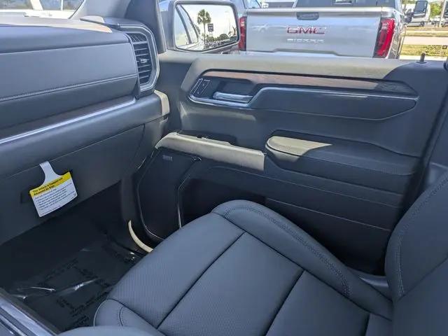 2026 GMC Sierra 1500 Crew Cab, Short Bed, SLT, 4WD