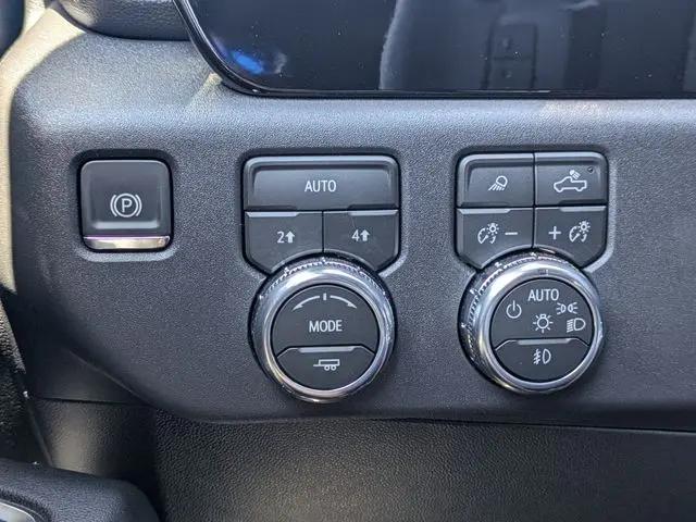 2026 GMC Sierra 1500 Crew Cab, Short Bed, SLT, 4WD