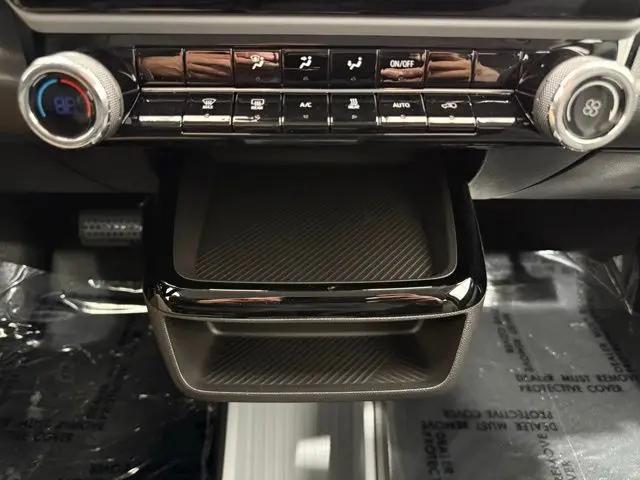 2027 Chevrolet Bolt LT FWD
