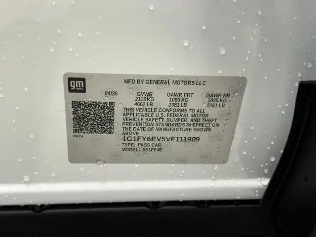 2027 Chevrolet Bolt LT FWD