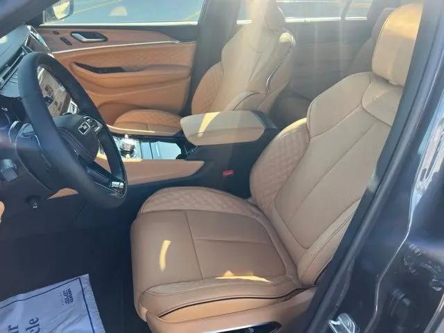 2026 Jeep Grand Cherokee L Summit 4x4