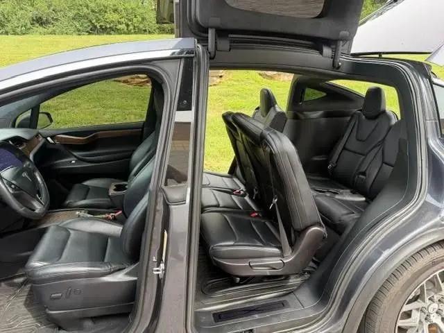 2020 Tesla Model X Long Range Dual Motor All-Wheel Drive