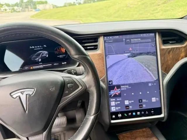 2020 Tesla Model X Long Range Dual Motor All-Wheel Drive