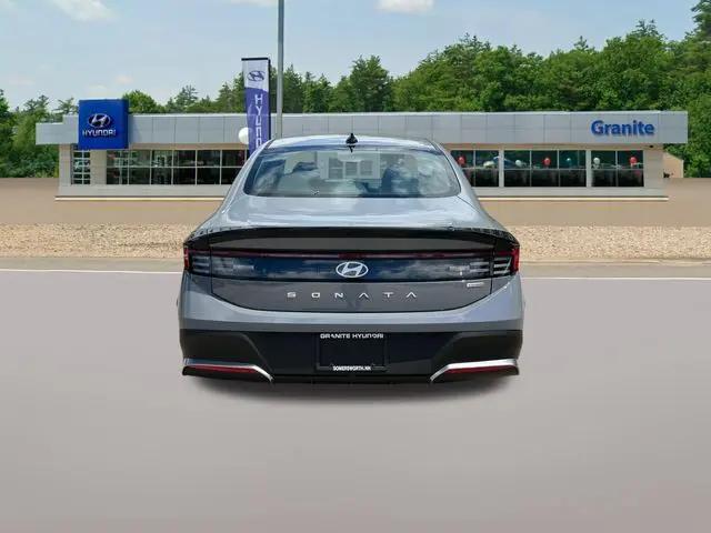 2026 Hyundai Sonata Hybrid Blue