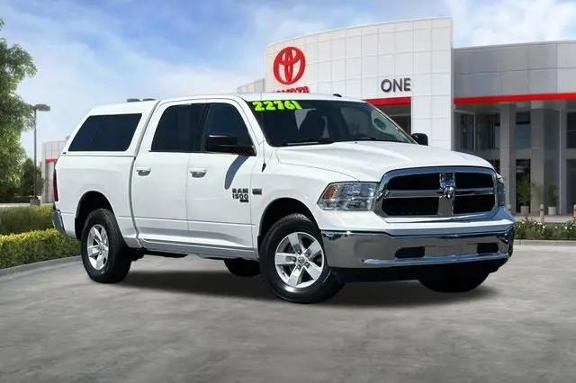 2019 Ram 1500 Classic SLT Crew Cab 4x4 5'7" Box