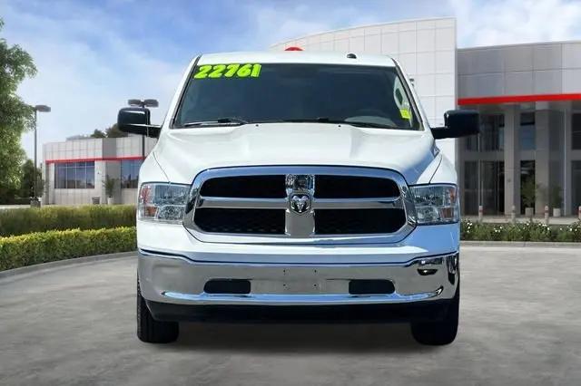 2019 Ram 1500 Classic SLT Crew Cab 4x4 5'7" Box