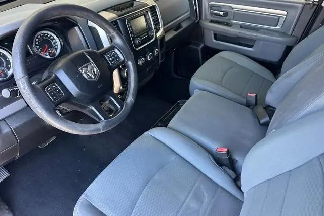 2019 Ram 1500 Classic SLT Crew Cab 4x4 5'7" Box