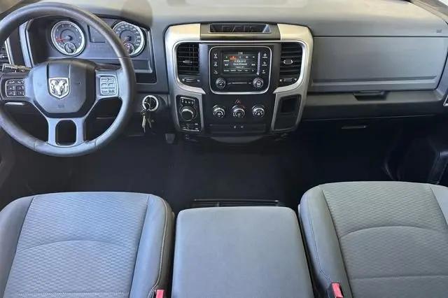 2019 Ram 1500 Classic SLT Crew Cab 4x4 5'7" Box