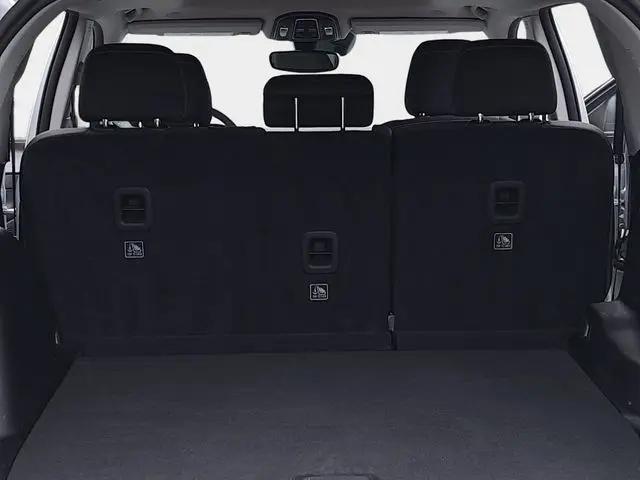 2023 Jeep Grand Cherokee Laredo X 4x4