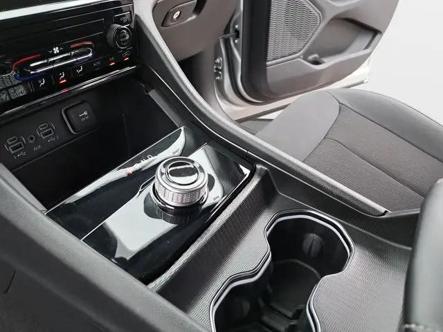 2023 Jeep Grand Cherokee Laredo X 4x4
