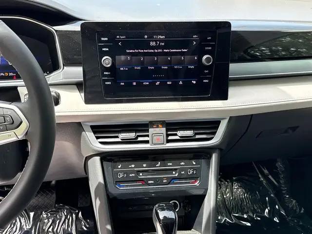 2026 Volkswagen Taos SE