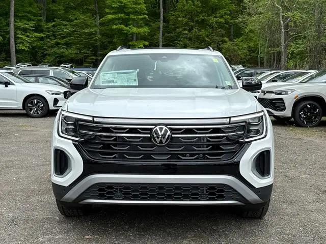 2026 Volkswagen Atlas Peak Edition