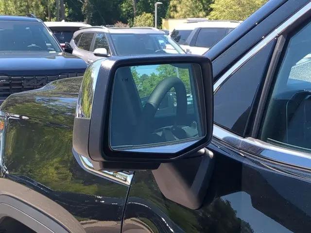 2026 GMC Sierra 1500 Crew Cab, Short Bed, SLT, 4WD