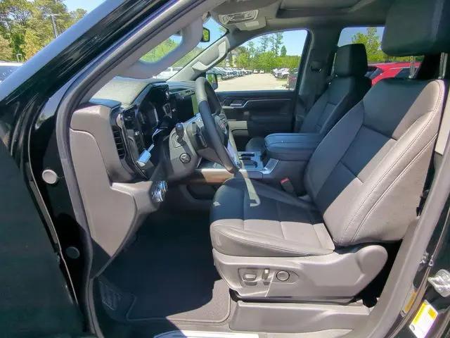 2026 GMC Sierra 1500 Crew Cab, Short Bed, SLT, 4WD