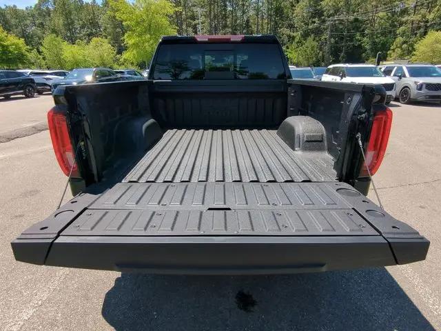 2026 GMC Sierra 1500 Crew Cab, Short Bed, SLT, 4WD