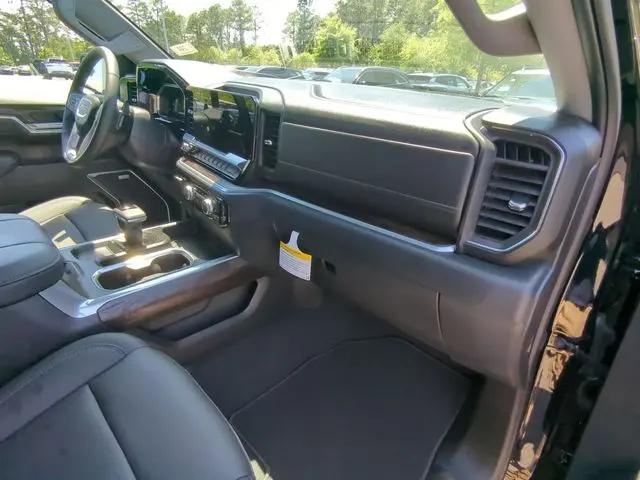 2026 GMC Sierra 1500 Crew Cab, Short Bed, SLT, 4WD