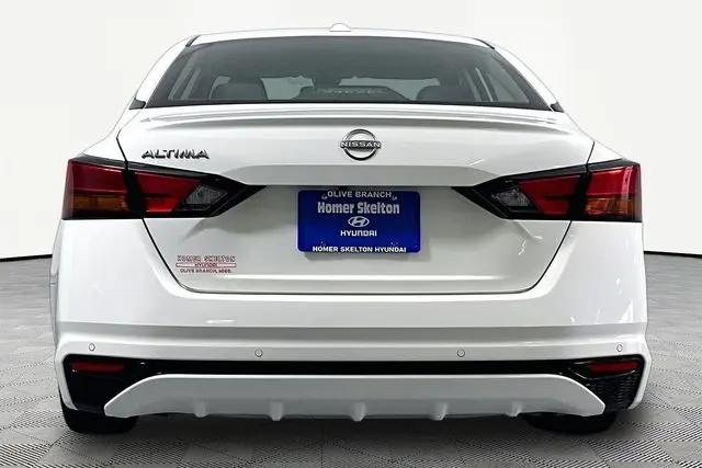 2025 Nissan Altima SV FWD