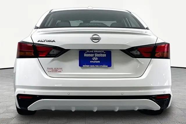 2025 Nissan Altima SV FWD