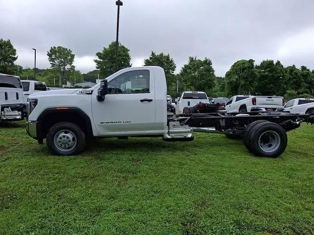 2026 GMC Sierra 3500HD Pro